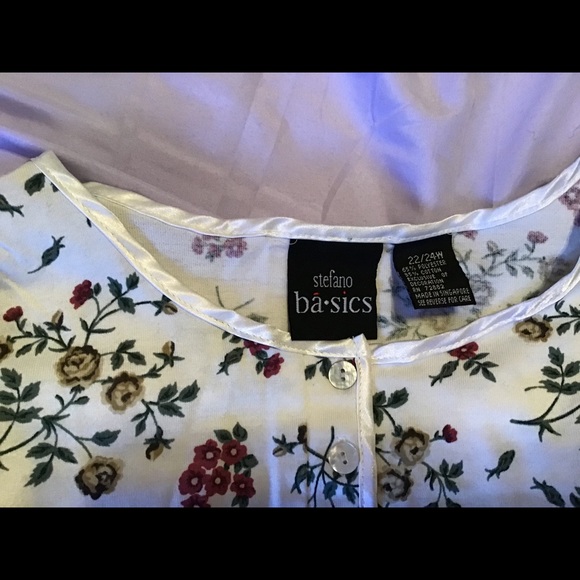 Stefano Badics white/floral top - Picture 3 of 3